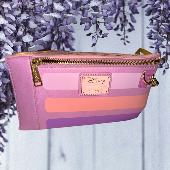 Disney Loungefly Tangled Cake bag and Card holder - Picture 4 of 7